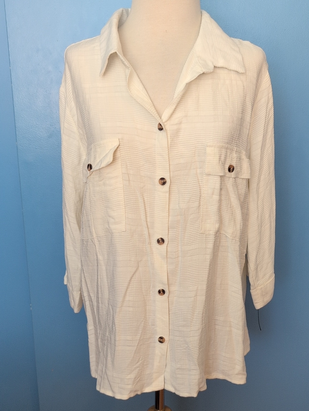 NWT Naif 100% Rayon Textured 3/4 Roll Tab Sleeve Utility Shirt Cream XL